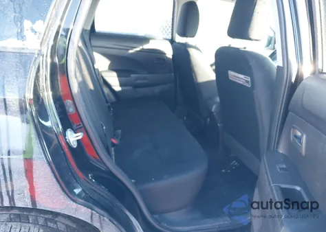 2015 Mitsubishi Outlander Sport Es z USA, uszkodzony, nr VIN 4A4AP3AU8FE048787